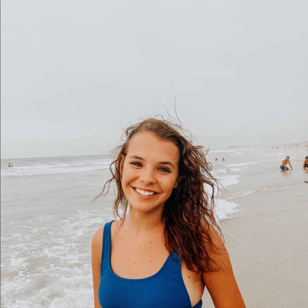 Meet your Posher, Camryn